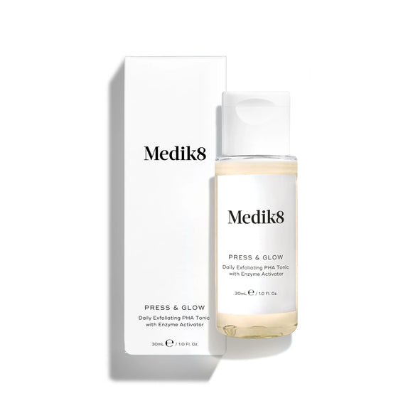 Tónico exfoliante tamaño viaje Press & Glow de Medik8-hover-55